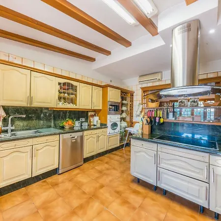 Tramontana Villa
